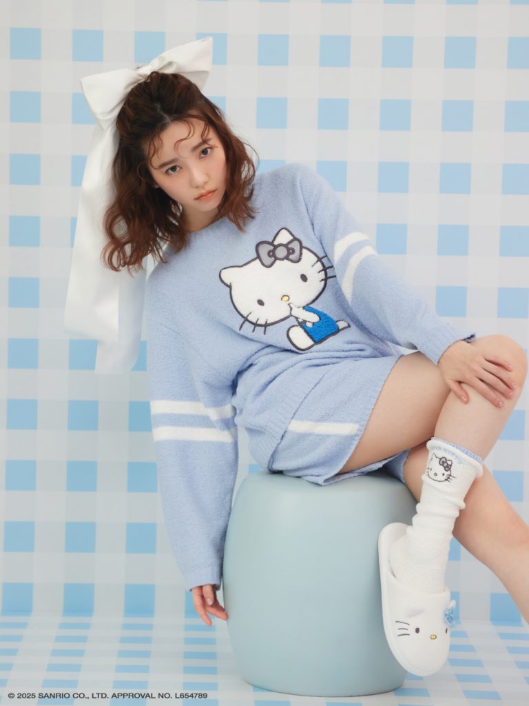 「【HELLO KITTY】ニットショートパンツ」（6380円）